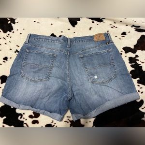 Lucky Brand 14/32 shorts